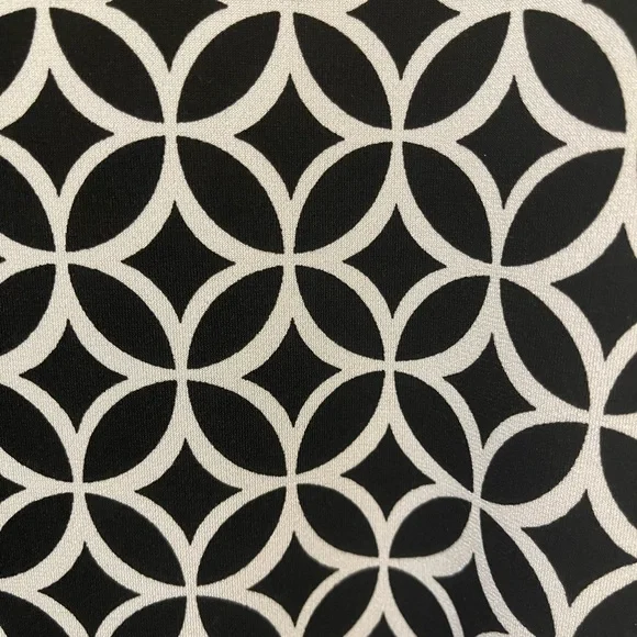 WHBM Mod Geometric Midi-NEW - Picture 5 of 10